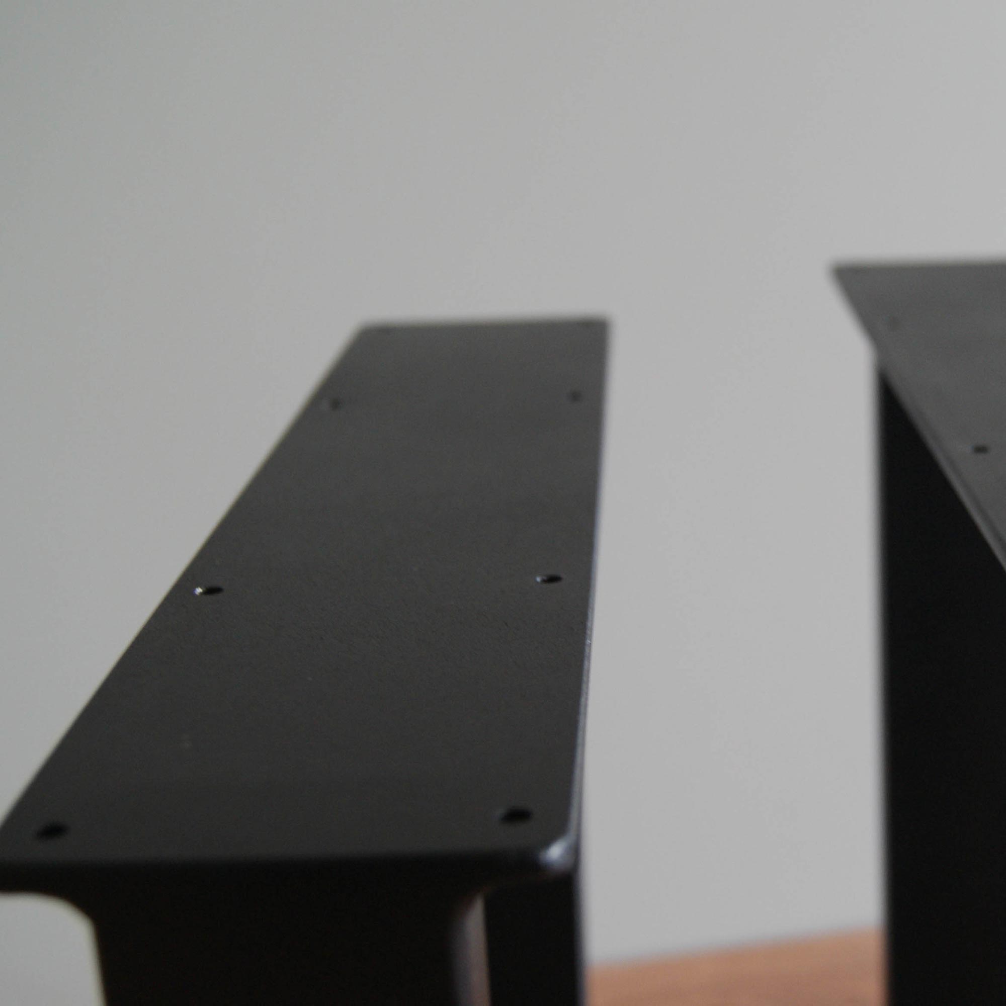 Sohvapöydänjalat metalliset mustat Trapez muoto