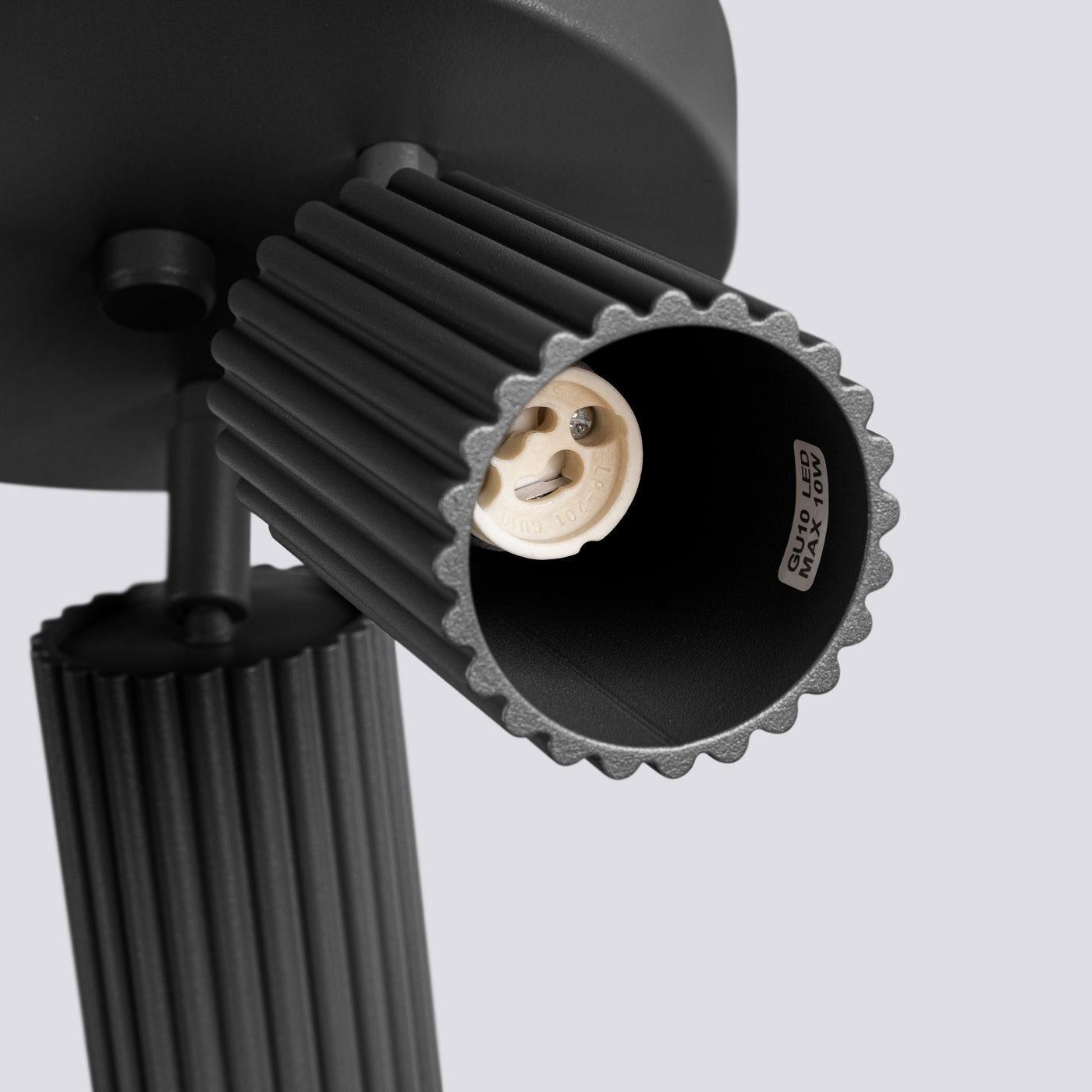 03b79b89b6df0106a30ab1d6d738d8ac