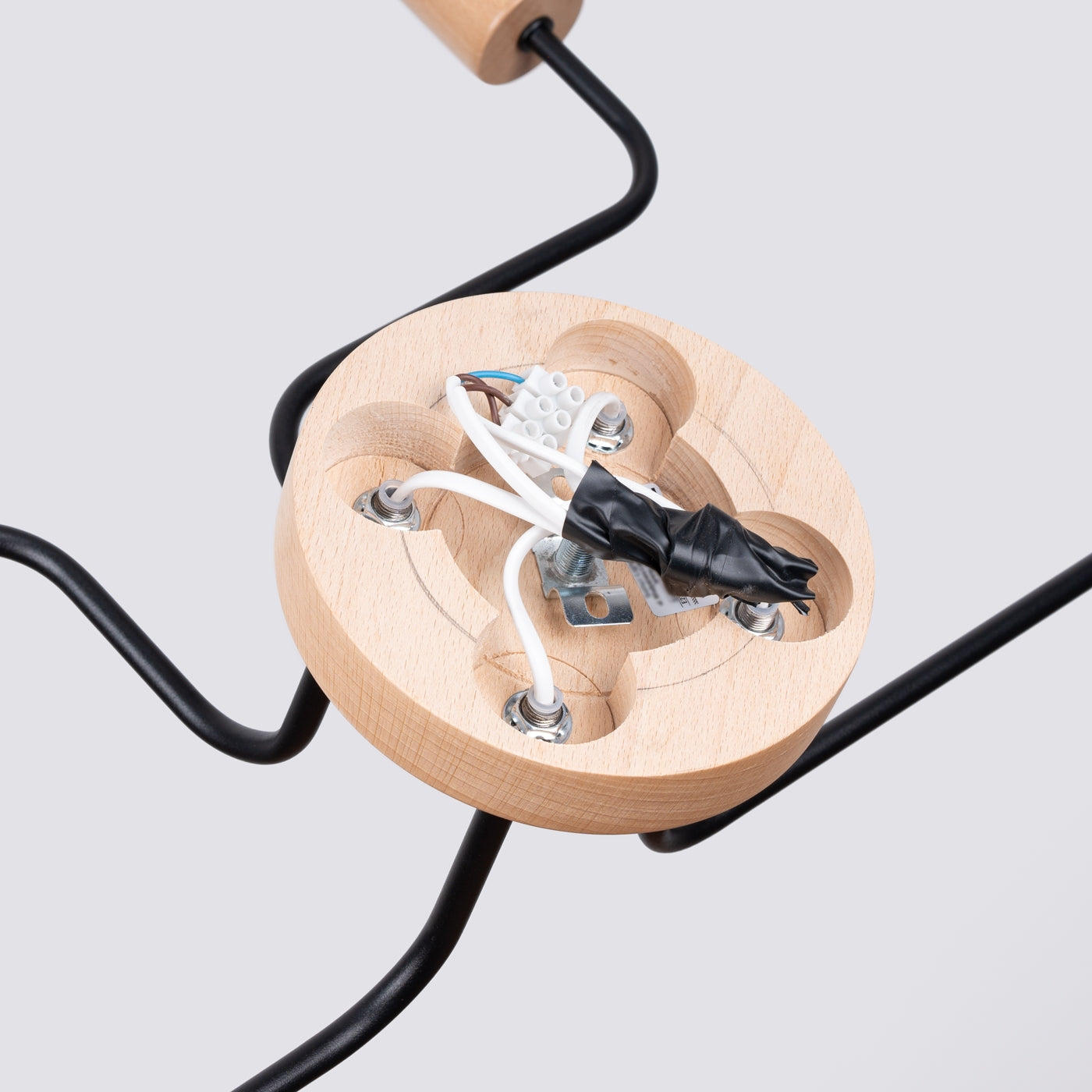 04e711430133639581bd92cb33930190