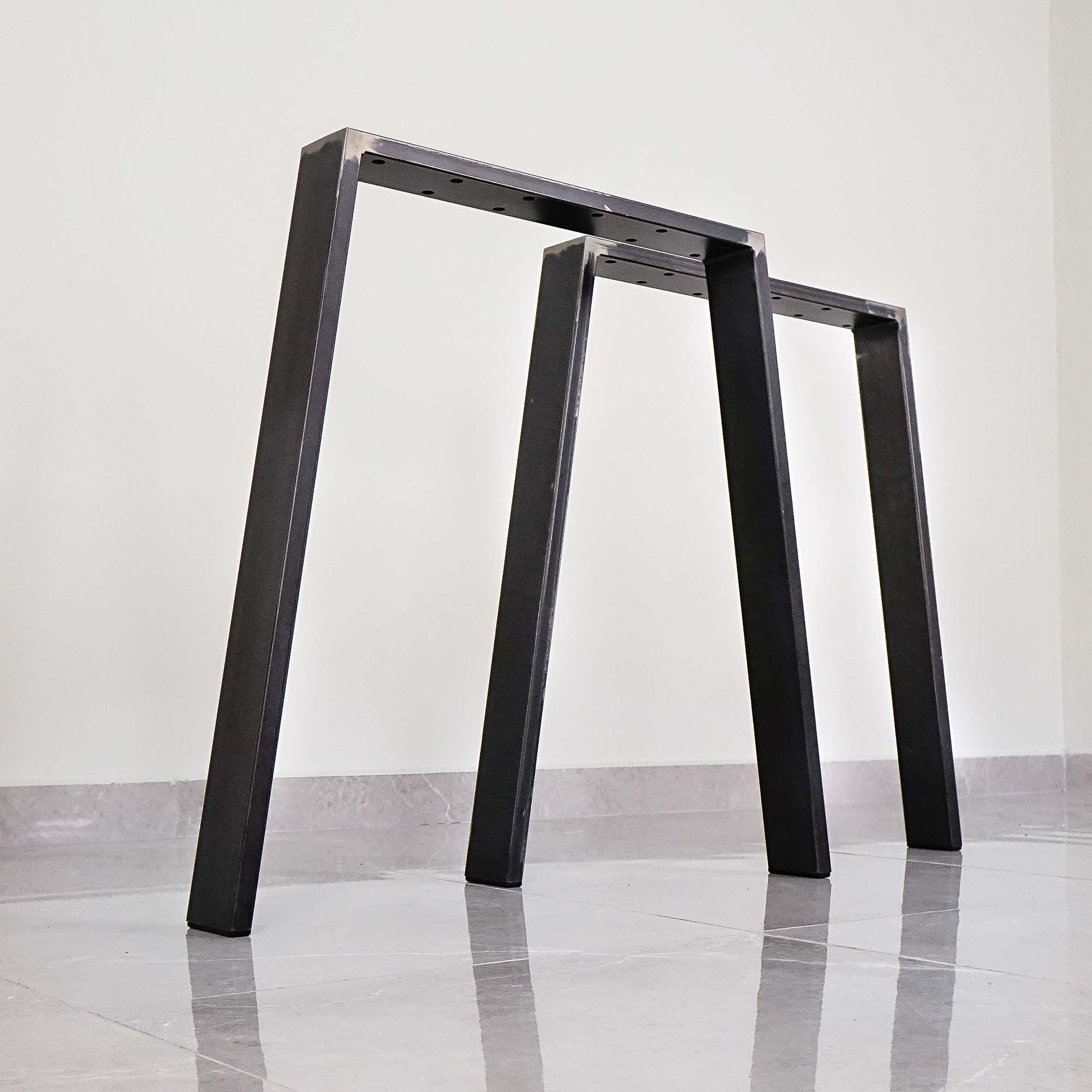 Teräs pöydänjalka 2kpl